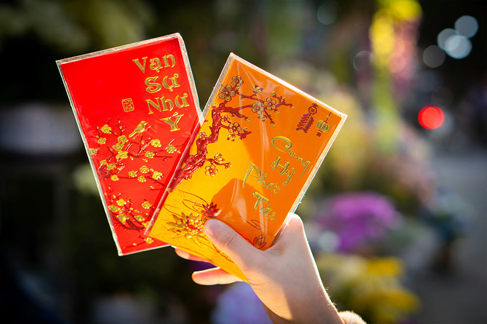 Tet Vietnam red envelope - Learn About Tet Vietnam